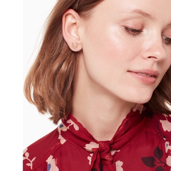 NEW KATE SPADE ♠️ WILD ONES HORSESHOE PAVE STUDS - Picture 2 of 10